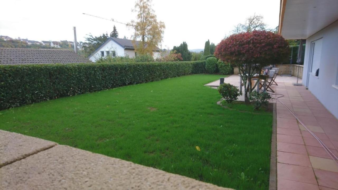 Gemuetliche 90 Qm Wohnung In Saarburg, Zentral Gelegen, Garten Mit Aussicht, Separater Eingang Buitenkant foto