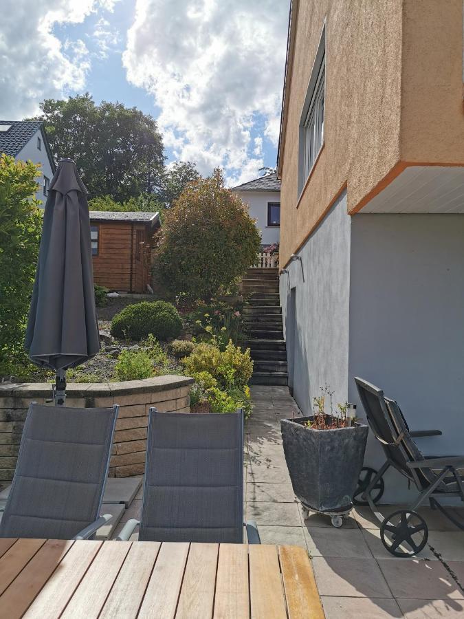 Gemuetliche 90 Qm Wohnung In Saarburg, Zentral Gelegen, Garten Mit Aussicht, Separater Eingang Buitenkant foto