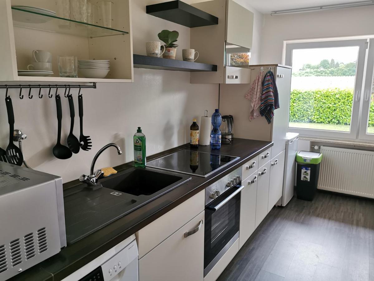 Gemuetliche 90 Qm Wohnung In Saarburg, Zentral Gelegen, Garten Mit Aussicht, Separater Eingang Buitenkant foto